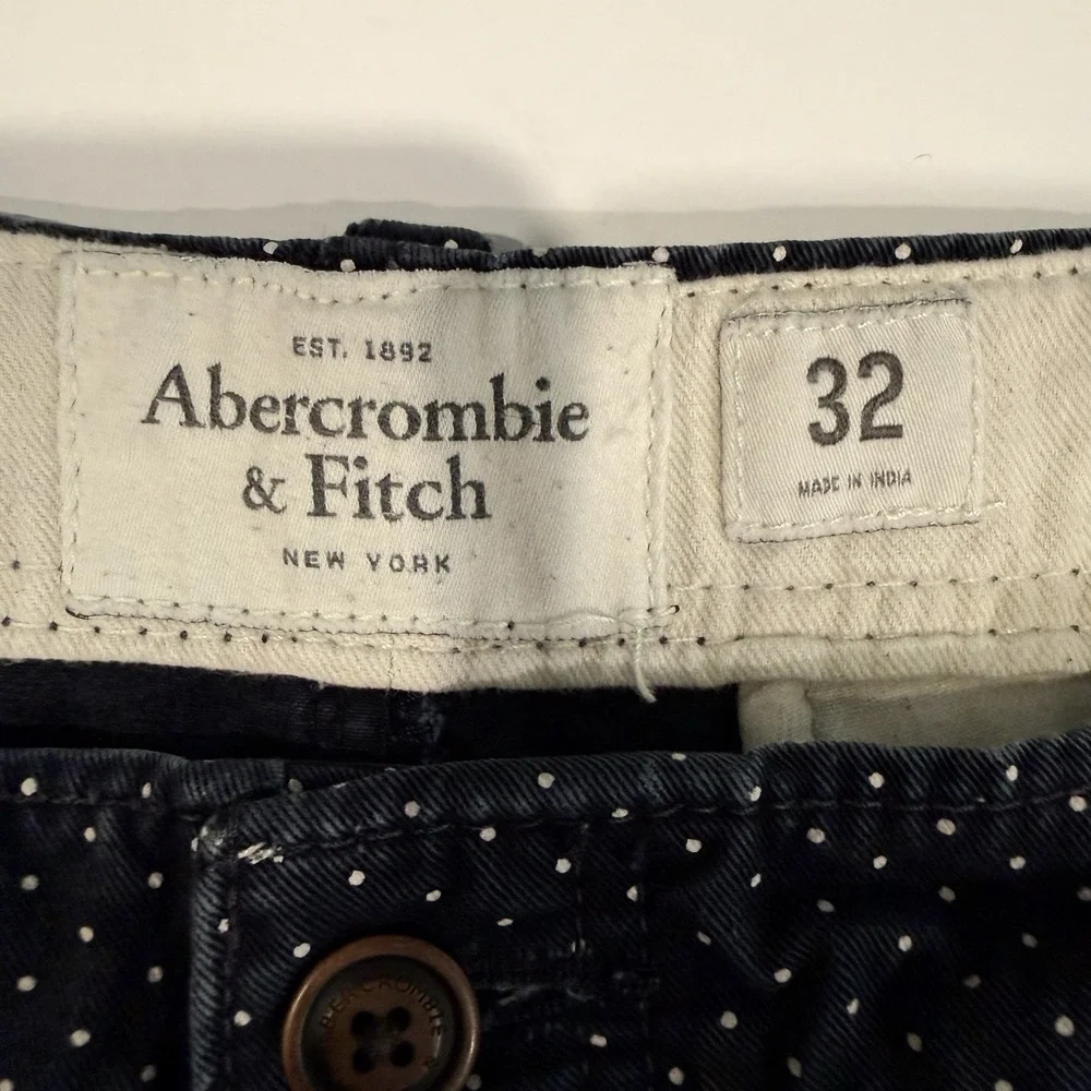 Abercrombie & Fitch Mens 32 Polka Dot Chino Shorts Navy Blue White 100% Cotton⁠